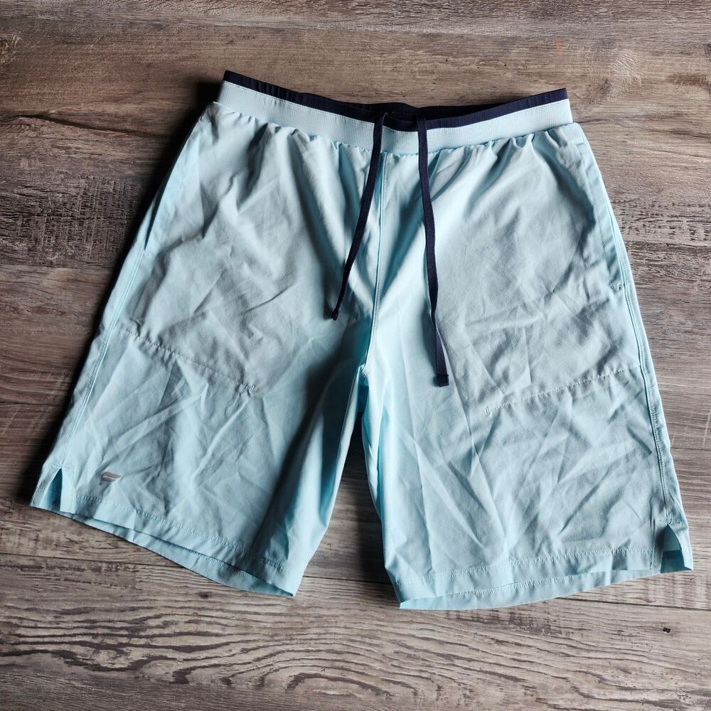 (L) Men's Fabletics shorts
